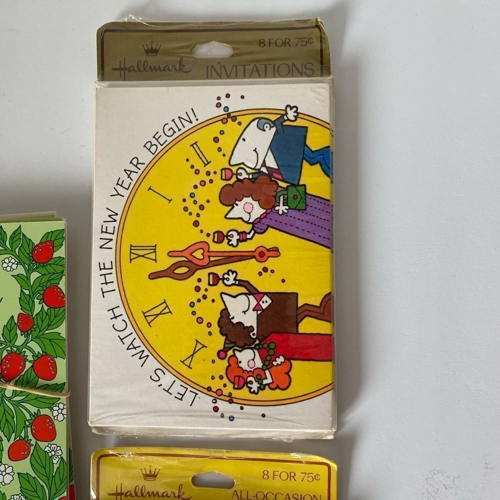 BRAND NEW VINTAGE CARDS - Picture 3 of 4